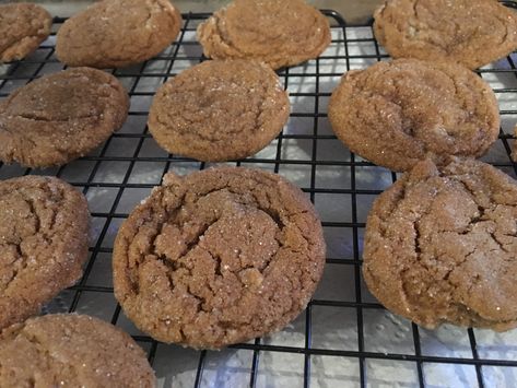 Fresh Ginger Cookies Fresh Ginger Cookies, Ginger Cookies Recipe, Soft Ginger Cookies, Ginger Cookie Recipes, Ginger Molasses Cookies, Molasses Cookies, Ginger Snap Cookies, Cookie Swap, Ginger Recipes