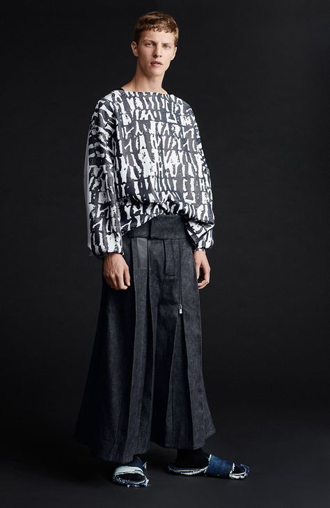 Samurai Pants, Men's Denim Style, Fisherman Pants, M Design, Winter Lookbook, H&m Jeans, Vogue Fashion, Phillip Lim, Stylish Men