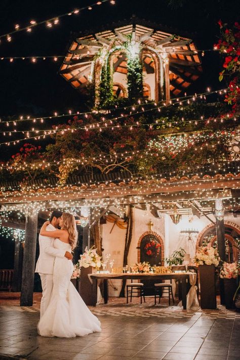 This wedding is an absolute fairy tale with all of the twinkling lights | Photo by Evan Rich Photography via http://junebugweddings.com/wedding-blog/romantic-puerto-rican-wedding-hacienda-siesta-alegre/ Charro Wedding, Unique Rustic Wedding, Night Wedding Photos, Wedding In Puerto Rico, Mexican Themed Weddings, Hacienda Wedding, Rustic Style Wedding, Spanish Wedding, Boda Mexicana