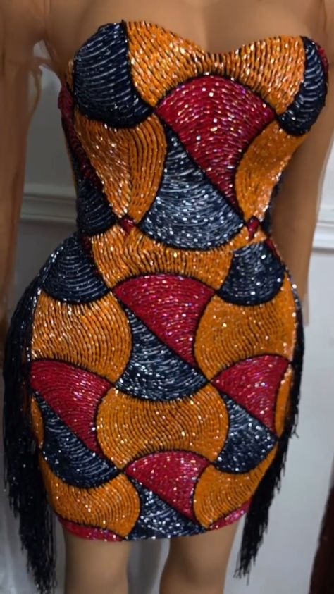 Ankara Beaded Dresses, Kente Dress, Accordion Pleats, Kente Styles, African Dresses Modern, High Fashion Dresses, Short Dress Styles, African Fashion Traditional, African Traditional Dresses