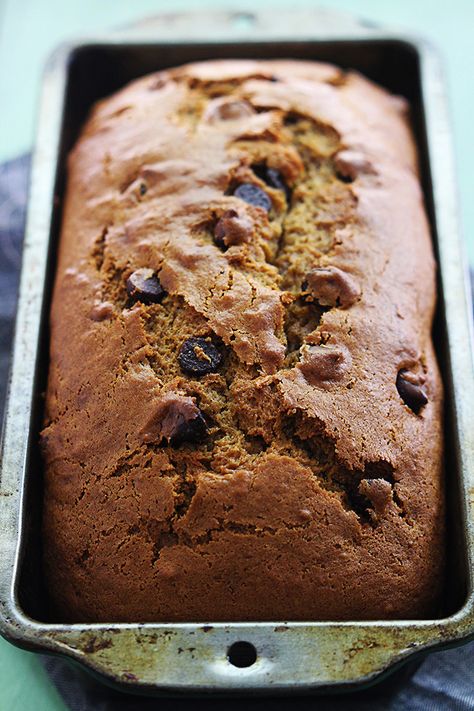 Browned Butter Chocolate Chip Pumpkin Bread Zucchini Bread With Chocolate Chips, Caramel Glaze Recipe, Bread With Chocolate Chips, Bread With Chocolate, Chocolate Chip Zucchini Bread, Brown Butter Chocolate Chip, Fresh Zucchini, Chocolate Chip Bread, Date Cake