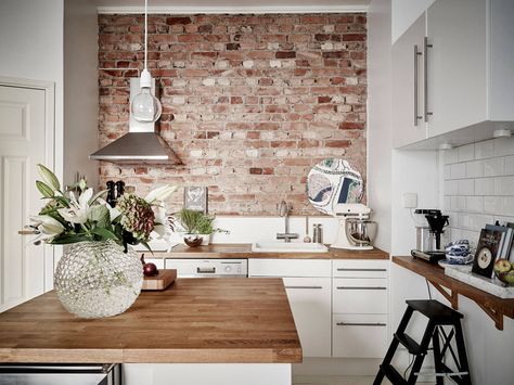 Brick Kitchen Ideas, Kitchen With Brick, Exposed Brick Kitchen, Brick Wall Kitchen, Faux Brick Walls, Brick Kitchen, Decor Ikea, Subway Tiles, Kitchen Farmhouse