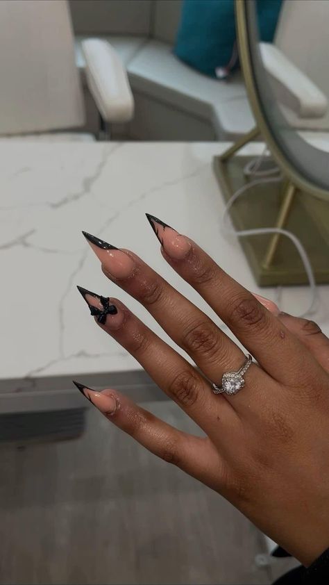 Black French Tip Stiletto, French Tip Stiletto, Simple Prom Nails, Witch Fingers, Black French Tip, Stilleto Nails Designs, Glamour Nails, Colored Acrylic Nails, Girly Acrylic Nails