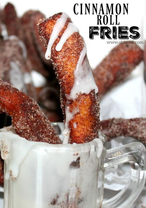 Fried Cinnamon Roll Bites, Donut Types, Dessert Fries, Finger Deserts, Dessert Dumplings, Donut Sticks, Deep Fried Desserts, Funnel Cake Fries, Cinnamon Desserts