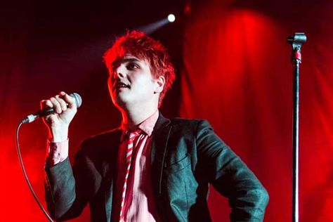 Gerard Way's net worth is estimated at $20 million. Know the singer's earnings from My Chemical Romance and his career as a comic book writer. My Chemical Romance Reunion, Lindsey Way, Bob Bryar, Comic Book Writer, Simon Garfunkel, Mikey Way, Frank Iero, Book Writer, Song One