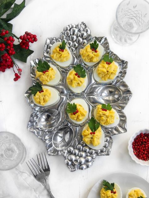 Host your virtual Easter Dinner! Get dressed up, create a beautiful Easter table setting, place a laptop or tablet at the end of your table, and spend quality time with your family! #arthurcourtdesigns #arthurcourt Deviled Egg Holder, Deviled Egg Tray, Egg Platter, Winter Entertaining, Deviled Egg Platter, Prepared Eggs, Easter Entertaining, Jagged Edge, Brunch Table