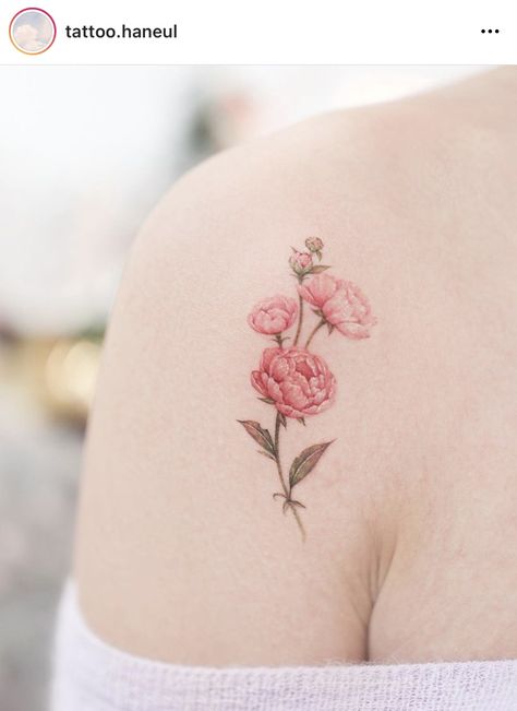 Mini Flower Tattoos, Pink Peony Tattoo, Pink Flower Tattoos, Carnation Flower Tattoo, Peony Flower Tattoos, Leg Sleeve Tattoos, Leg Tattoo Ideas, Carnation Tattoo, Flower Wrist Tattoos