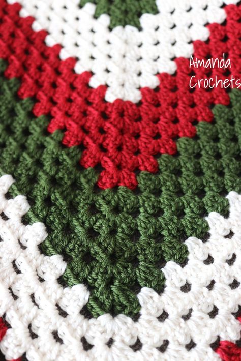 Christmas Granny Square Throw – Amanda Crochets Christmas Granny Square, Crochet Granny Square Throw, Granny Square Throw, Christmas Crochet Blanket, Christmas Throw Blanket, Crocheted Blanket, Crochet Xmas, Crochet Blanket Designs, Holiday Crochet