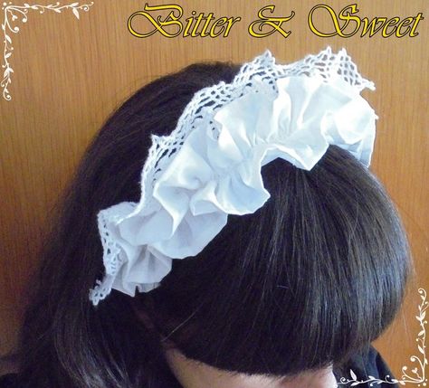 Maid Hat, Maid Halloween, Cocktail Costume, Chef Costume, Halloween Cocktail, Halloween Cocktails, Maid Outfit, Metal Headbands, Halloween Fancy Dress