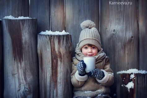 Winter Family Photos, Winter Portraits, Christmas Portraits, Christmas Shoot, Winter Photoshoot, Winter Family, I Love Winter, Foto Baby, Winter Photo