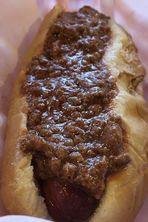 Everything about Jack's Old Fashion is old school, but the chili dog is just plain addictive. Home Made Hot Dog Chili, Chilli Dogs Recipe, Dorito Pie Recipe, Easy Hot Dog Chili Recipe Coney Sauce, Custard Stand Hot Dog Chili Recipe, New York Chili Dogs, Easy Hot Dog Chili Recipe, Best Hot Dog Chili Recipe, Easy Hot Dog Chili