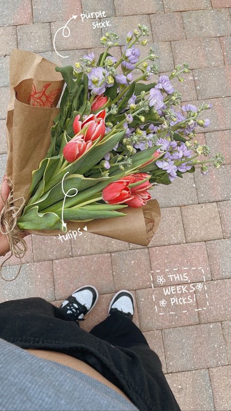 Stock Bouquet, Stock Flower Bouquet, Bouquet Of Flowers Aesthetic Caption, Trader Joes Bouquet Diy, Trader Joe Flowers, Trader Joes Bouquets, Trader Joes Flower Bouquets, Trader Joes Flower Arrangements, Trader Joe’s Bouquet Diy