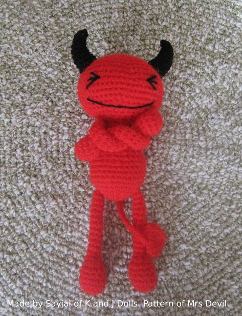 Crochet Demon, Microcar, Red Devil, Haken Baby, Halloween Crochet, Yarn Projects, Cat Toy, Knit Or Crochet, Pattern Free