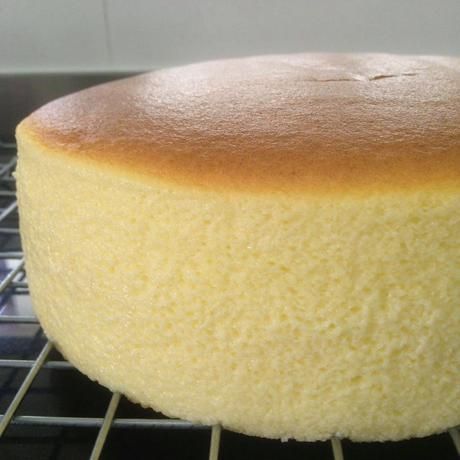 Japanese Cotton Cheesecake, Chess Cake, Cotton Cheesecake, Sponge Recipe, Japanese Cake, Cotton Cake, Rice Cooker Recipes, Japanese Cheesecake, Sponge Cake Recipes