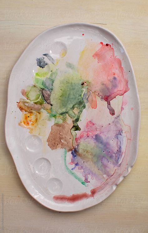 Ceramic Artist Palette, Ceramic Palette Watercolor, Ceramic Watercolor Palette, Palette Ceramic, Watercolor Pallet, Ceramic Palette, Homemade Watercolors, Paint Palettes, Pottery Painting Designs