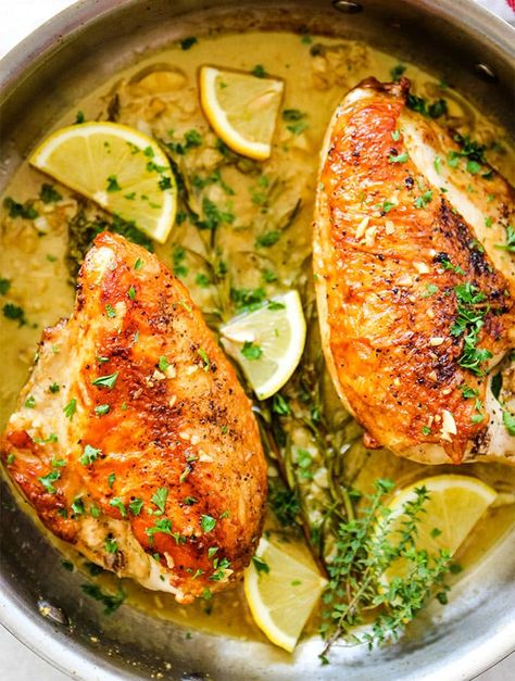 White Wine Pan Sauce, Pan Sauce For Chicken, Pan Roasted Chicken, White Wine Chicken, Pan Seared Chicken Breast, Seared Chicken Breast, Pan Seared Chicken, Pan Sauce, Bacon Sandwich