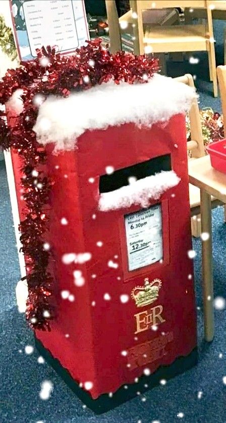 Diy Postbox Ideas, Santa's Post Box Diy, Christmas Post Box Diy, Christmas Post Box Ideas, Christmas Postbox Diy, Christmas Post Office Role Play, Santa Post Box Diy, Postbox Diy, Nursery Christmas