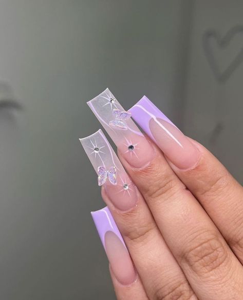 Clear Nail Designs, Butterfly Nail Designs, Press On Nails Long, French Tip Acrylic Nails, Style Français, Long Square Acrylic Nails, Nails French, Bling Acrylic Nails, Butterfly Nail