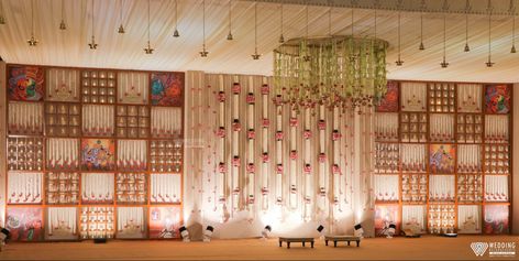 Kerala Wedding Decorations, Kerala Hindu Wedding Stage Decoration, Kerala Wedding Stage Decoration, Traditional Stage Decoration, Kerala Wedding Decor, Traditional Hindu Wedding Decor, South Indian Wedding Stage Decoration, Traditional Kerala Wedding, Traditional Backdrop Decoration