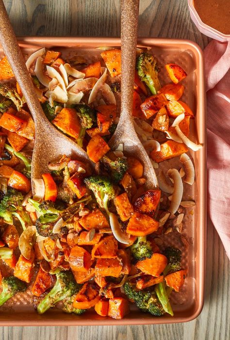 Asian-Style Sweet Potatoes Sweet Potatoes And Broccoli, Potatoes And Broccoli, Steak Side Dishes, Sheet Pan Dinners, Sheet Pan Recipes, Sweet Potato Recipes, Dinner Dishes, Roasted Sweet Potatoes, Asian Dishes