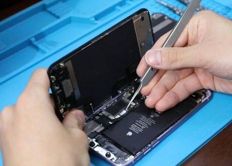 #IPhone_11_Repair No matter what the issue with your iPhone 11 is Our experts are sure to accurately test and fix your phone. We easily deal with a cracked screen, faulty screen, charging, audio, camera, signal, home button, battery and other issues, as well as water damage https://www.brand-lab.co.uk/iphone-11-repair-service Cracked Screen, Flower Phone Wallpaper, Water Damage, Fix You, Phone Wallpaper, Iphone 11, Matter, Repair, Audio