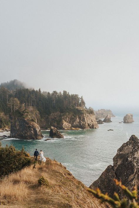 Secret Beach Oregon Elopement, Eloping On The Beach, Oregon Coastal Wedding, West Coast Elopement, Washington Coast Elopement, California Coast Elopement, Oregon Coast Engagement, Elopement Mood Board, Oregon Elopement Locations