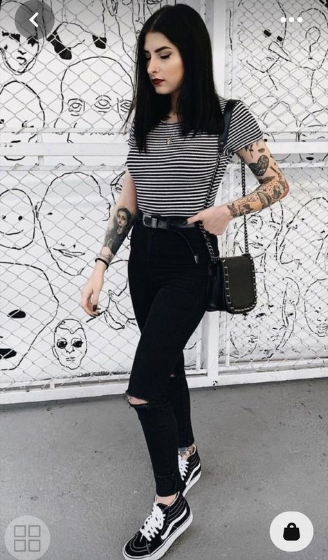 Alt Office Casual, Black And White Striped Shirt Outfit Alt, Gothic Business Casual Plus Size, Rocker Summer Outfits, Alt Casual Outfits, Simple Alternative Outfits, Summer Alternative Outfits, Indie Alternative Fashion, Elder Emo Fashion