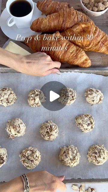 Dee & Sweets on Instagram: "One bowl Almond Croissant-Inspired Cookies, capturing the most flavorful essence of almond croissants through baked frangipane (almond cream) and sliced almonds. This cookie is mostly made of almond flour and other pantry-friendly ingredients like sugar, butter, eggs, pure vanilla extract, and almond extract. It’s so simple to make with just 8 ingredients and in about a half hour. 

Comment “recipe” to have the full almond croissant cookie recipe sent to you. Enjoy!" Croissant Cookie Recipe, Croissant Cookie, Almond Croissants, Food Reels, Almond Croissant, Almond Extract, Almond Paste, Pure Vanilla, Almond Cream