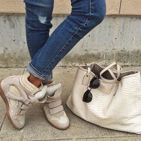 Hidden Wedge Sneakers, Wedge Trainers, Wedges Sneakers, Boot Pumps, Wedge Sneakers, Womens Wedges, Perfect Shoes, Boho Chic Fashion, Wedge Sneaker