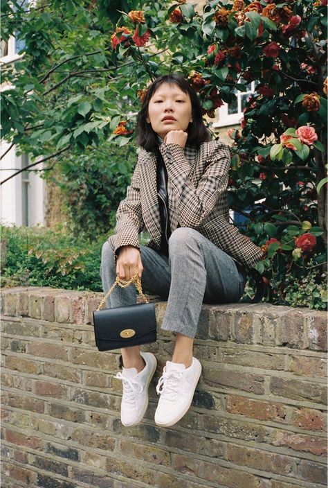 Mulberry Darley, Mulberry Lily, Vogue British, Mulberry Bag, London Street Style, Classic Bags, London Street, Designer Bag, Effortless Chic