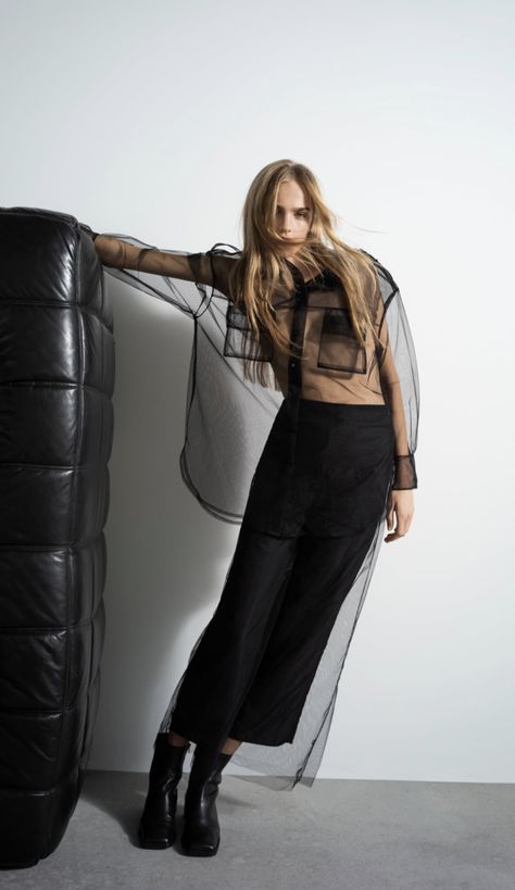 Tulle Pants, Tulle Blouse, Mesh Shirt, Creation Couture, Mode Inspo, Tulle Fabric, 인물 사진, Inspiration Mode, Sheer Top