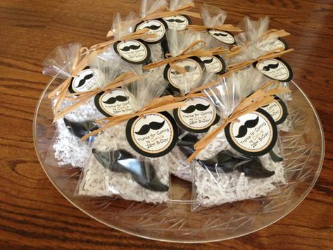 For a coed baby shower. Chocolate mustache? Mustache Party Favors, Baby Mustache, Moustache Party, Birthday Pizza, Mustache Baby Shower, Mustache Party, Coed Baby Shower, Super Party, Birthday Party Celebration