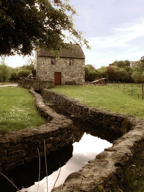 Gallagher Family, Bunratty Castle, Beautiful Ireland, Water Wheels, Rustic Backdrop, Grist Mill, Irish Cottage, Love Ireland, Irish Roots