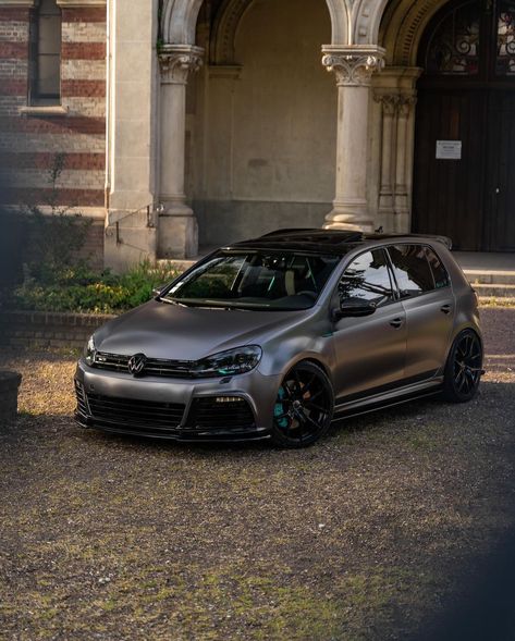 Volkswagen Mk7 Wallpaper, Golf 6 R Wallpaper, Golf 6r Wallpaper, Golf 6 Tuning, Vw Cars Volkswagen, Golf Mk6 R, Vw Golf Wallpaper, Volkswagen Mk7, Vw Golf R Mk7