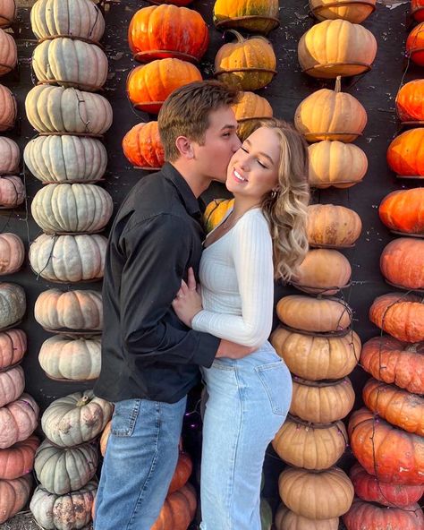 Pumpkin patch pic fall autumn orange pretty pumpkin Pumpkin Patch Fits Couple, Pumpkin Patch Outfit Couple Matching, Pumpkin Picking Couple Pictures, Pumpkin Patch Couples Photos, Insta Fall Pics, Pumpkin Patch Boyfriend Pictures, Pumpkin Patch With Boyfriend, Pumpkin Patch Pics With Boyfriend, Pumpkin Pictures Autumn