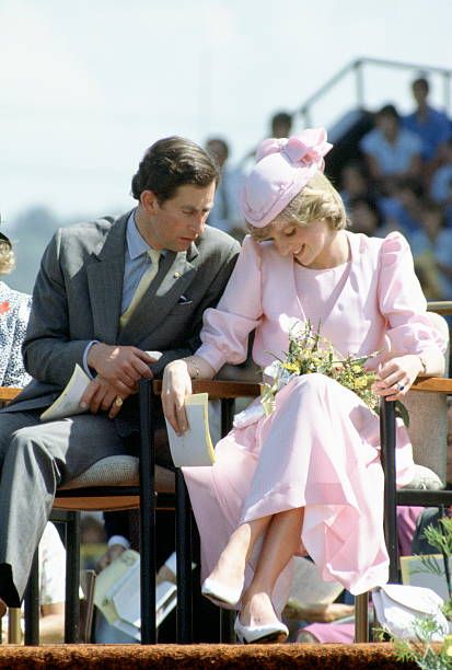 Princess Diana And Prince Charles, Queen Diana, Diana Queen, Princess Diana And Charles, Dumbbell Fly, Prince Charles And Diana, Farah Diba, Sitting Together, Prince And Princess Of Wales