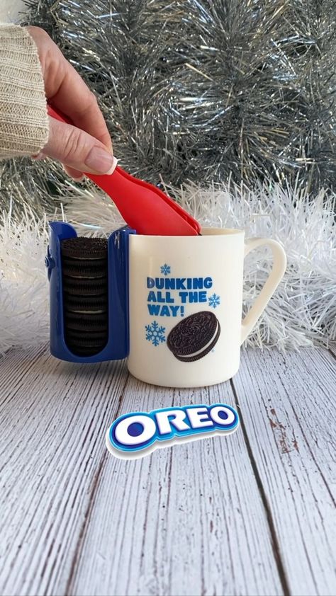 fivebelow on Instagram: dunking #oreos just got SO much easier 🙌🥛this oreo dunk set is ONLY $5 & it includes basically everything u see here: 2 #oreo cookies,… Tiffany Kitchen, Oreo Mug, Pottery Inspiration, Wedding Cake Designs, Oreo Cookies, Cake Designs, Kitchen Gadgets, Oreo, Wedding Cake