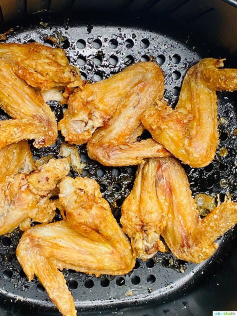 Air Fry Whole Chicken, Egg In Air Fryer, Fry Chicken Wings, Whole Chicken Wings, How To Fry Chicken, Chicken Wings In Air Fryer, Wings In Air Fryer, Air Fryer Whole Chicken, Air Fryer Recipes Chicken Wings