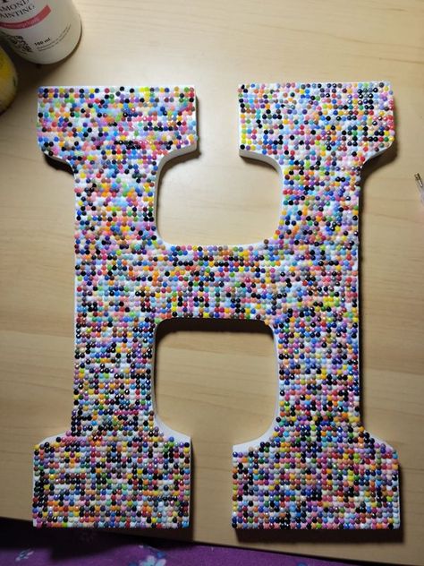 Crafts Using Leftover Diamond Painting Beads, Diamond Painting Leftovers Ideas, Leftover Diamond Painting Beads Ideas, Diamond Paint, Bead Storage, Craft Night, Wood Letters, Diamond Art, Art Plastique