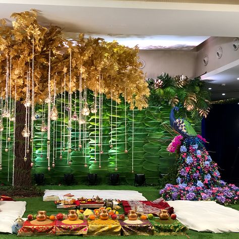 Vrindavan Theme Decor, Janoi Ceremony, Gazebo Wedding Decorations, Wedding Decorations Diy Centerpiece, Ganpati Decoration Theme, Mehendi Decor Ideas, Jungle Decorations, Mehendi Decor, Ganpati Decoration At Home