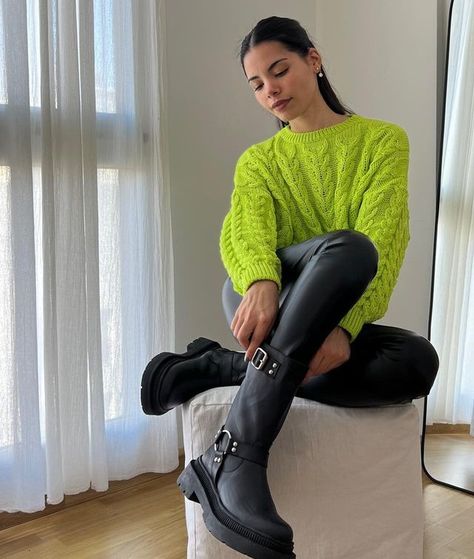 Neon Green Sweater Outfit, Neon Sweater Outfit, Lime Green Sweater Outfit, Seoul Outfits, Neon Green Outfits, Green Sweater Outfit, Green Outfits For Women, Sweater Cardigan Outfit, January Outfits