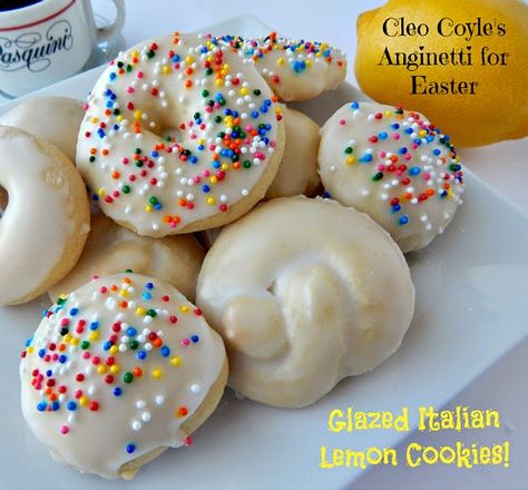 Mystery Lovers' Kitchen: How to Make ANGINETTI - Italian Lemon Cookies for Easter by author Cleo Coyle Anginetti Cookies, Italian Easter Cookies, Italian Lemon Cookies, Italian Wedding Cookies, Ricotta Cookies, Italian Christmas Cookies, Italian Easter, Italian Cookie Recipes, Italian Pastries