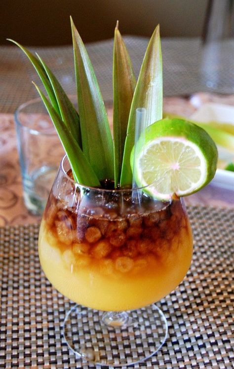 Maui Recipes, Best Mai Tai Recipe, Mai Tai Cocktail Recipes, Westin Maui, Mai Tai Recipe, Mai Tai Cocktail, Hawaiian Drinks, Adult Beverages Recipes, Hawaii Food