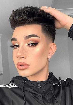 Revealed: Model Jay Alvarrez shared on Tuesday how YouTuber James Charles slid into his Instagram DM's in February despite him being straight Charles James, Beauty Vlogger, Male Makeup, Makijaż Smokey Eye, James Charles, Makeup Guru, Winter Hairstyles, Makeup Artists, Makeup Inspo