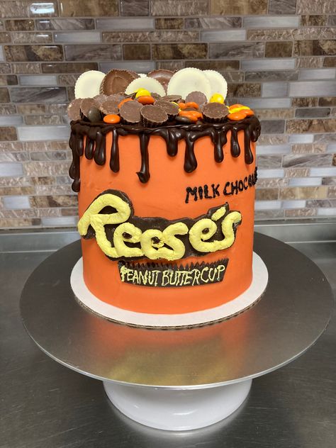 Reese’s Cake, Reeces Cake, Reeses Desserts, Reese Peanut Butter Cake, Peanut Butter Birthday Cake, Wrestling Birthday, Reeses Candy, Anti Gravity Cake, Lavender Wedding Cake