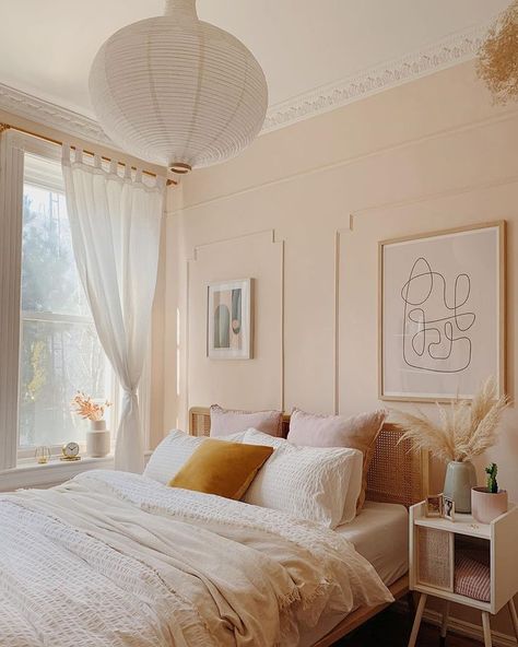 Pale Pink Bedrooms, Light Pink Bedrooms, Peach Bedroom, Light Pink Walls, Pink Bedroom Walls, Organic Compounds, Interior Wall Paint, Bedroom Wall Colors, Muted Pink