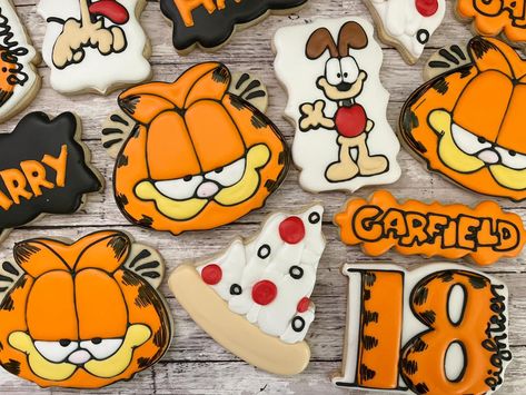 Garfield Cake, Sweet Sixteen Party Themes, Garfield Birthday, Mary Birthday, Baking Theme, Graduation Cookies, 9th Birthday Parties, Birthday Balloon Decorations, Character Cakes