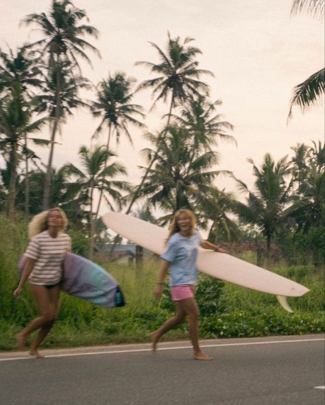 Surf Aesthetic, Moving To Hawaii, Surf Vibes, Reunion Island, Cali Girl, Surf Trip, Summer Goals, Summer Hot, Glowy Skin