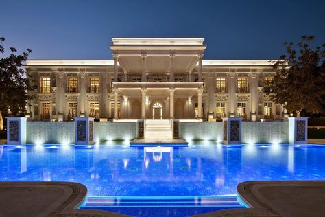 Marble Palace, San Francisco Mansions, Dubai Houses, Luxury Houses Mansions, Royal Palaces, Dubai Real Estate, Arts And Crafts House, Property Design, Luxury Amenities