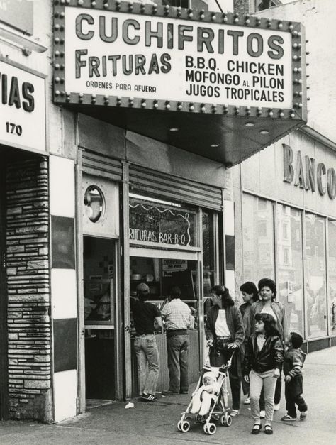 Spanish Harlem Nyc, Harlem Nyc, Spanish Harlem, East Harlem, Breathtaking Photography, Gordon Parks, Bnw Photography, Wall Frame, Big Apple